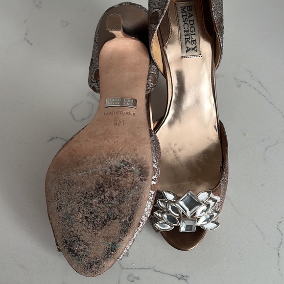 ✨👠Bronze Badgley Mischka Kasabella Heels 👠✨ - Picture 5 of 7